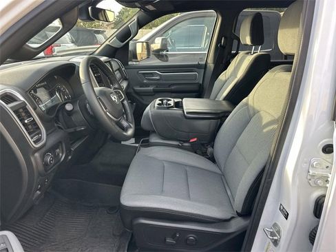 Used 2022 RAM 1500 Big Horn image 7