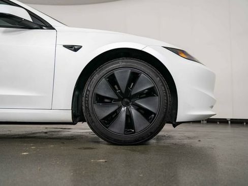 Used 2025 Tesla Model 3 RWD image 11