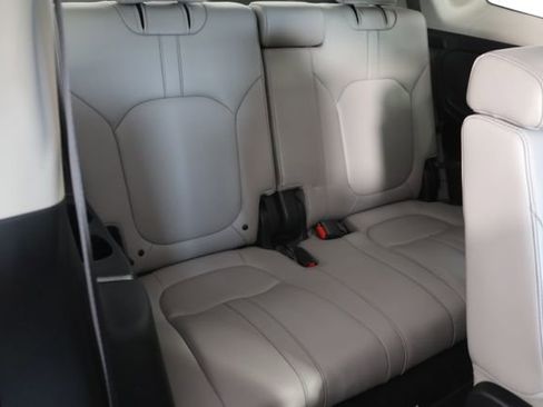 Used 2023 Honda Pilot Elite image 25