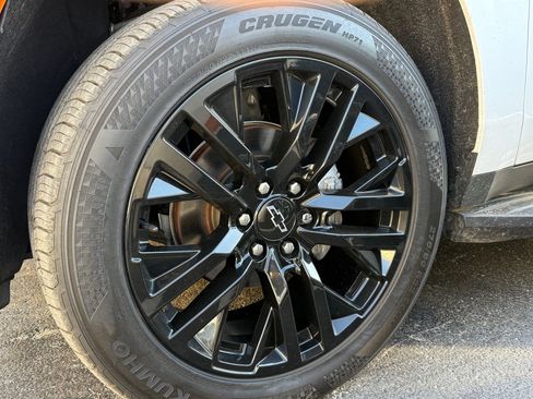 Used 2023 Chevrolet Tahoe LT image 6