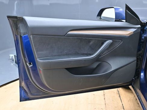 Used 2021 Tesla Model 3 Standard Range Plus image 43