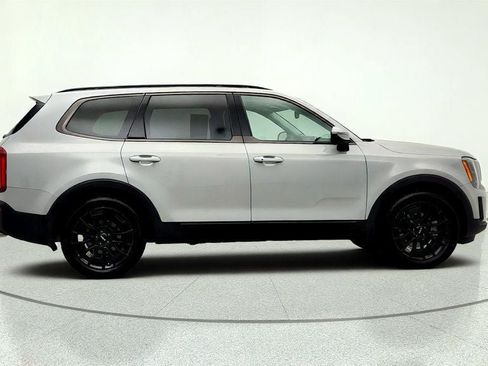 Used 2022 Kia Telluride SX w/ SX Prestige Package AWD/4WD image 4