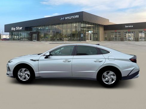 New 2026 Hyundai Sonata SE image 3