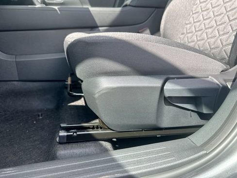 New 2026 Nissan Kicks SV w/ SV Premium Package AWD/4WD image 30