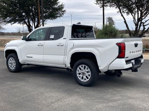 New 2026 Toyota Tacoma SR5 image 7