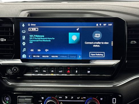 Used 2025 Chevrolet Silverado 1500 High Country w/ Midnight Edition image 27