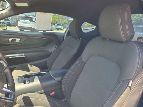 Used 2024 Ford Mustang GT RWD image 18