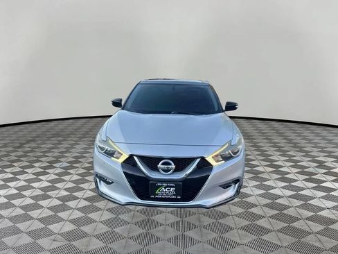 Used 2017 Nissan Maxima 3.5 SL FWD image 3