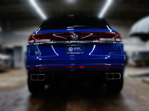 Certified 2025 Volkswagen Atlas Cross Sport SEL Premium R-Line image 6