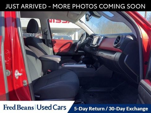 Used 2023 Toyota Tacoma SR5 image 14