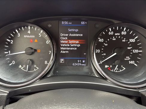 Used 2019 Nissan Rogue Sport S image 16