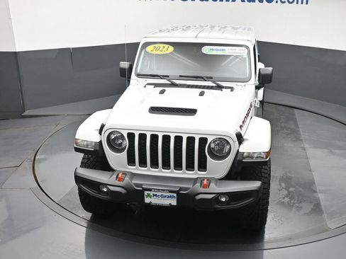 Used 2023 Jeep Gladiator Mojave w/ Cold Weather Group AWD/4WD image 25