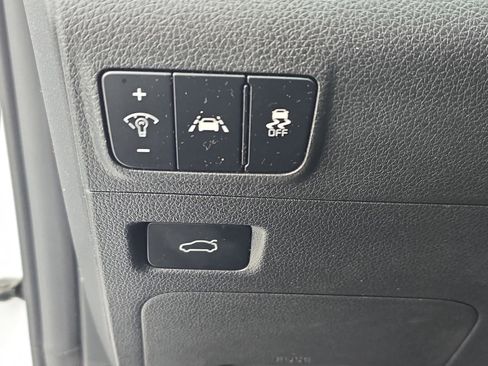 Used 2023 Kia K5 GT-Line image 25