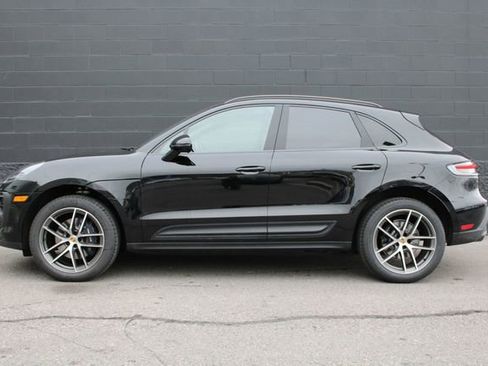 Used 2026 Porsche Macan AWD/4WD image 2