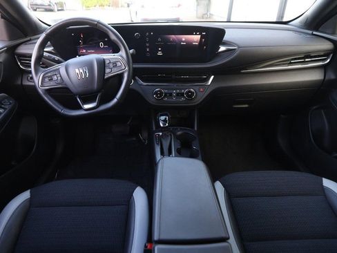 Used 2024 Buick Envista Preferred w/ Convenience I Package FWD image 20