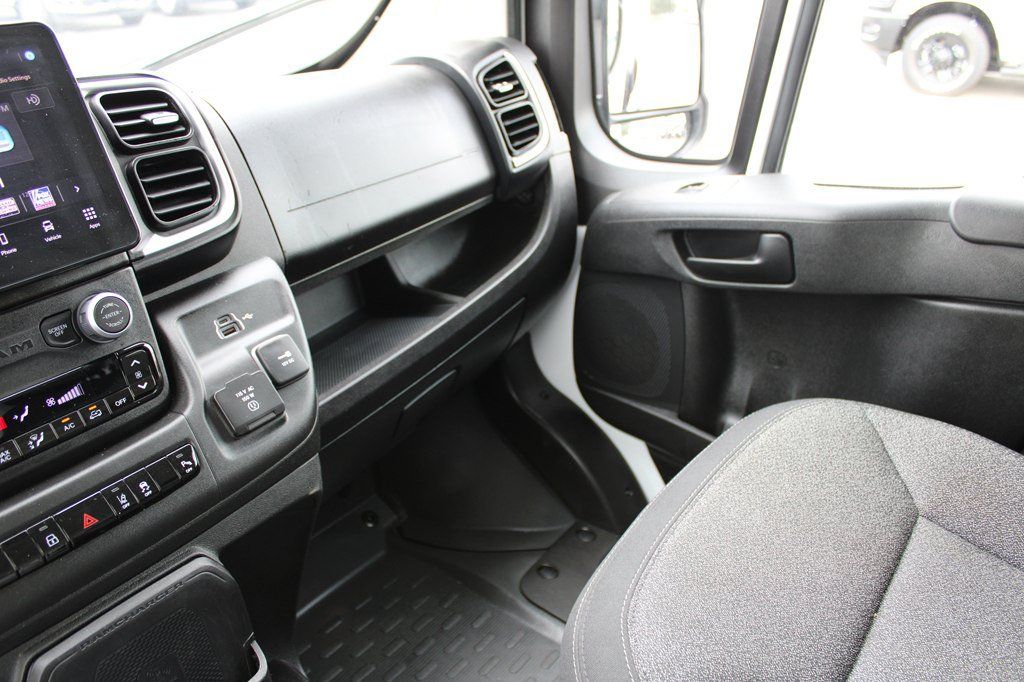 Used 2024 RAM ProMaster 3500 w/ Quick Order Package 22G SLT FWD image 32