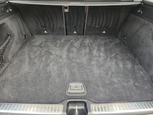 Used 2020 Mercedes-Benz GLC 300 4MATIC image 24