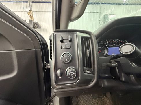 Used 2016 Chevrolet Silverado 2500 LT w/ LT Convenience Package image 19