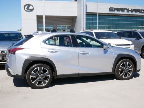 Used 2025 Lexus UX 300h BASE w/ Accessory Package (Z2) image 11