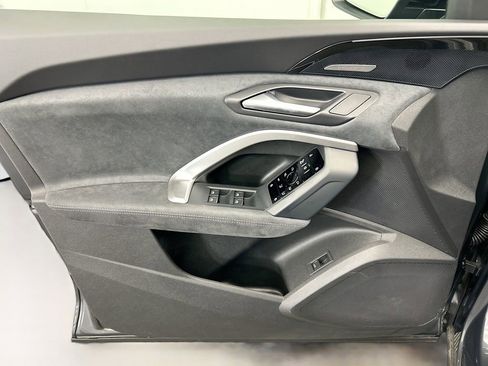 New 2025 Audi SQ5 Premium Plus image 24