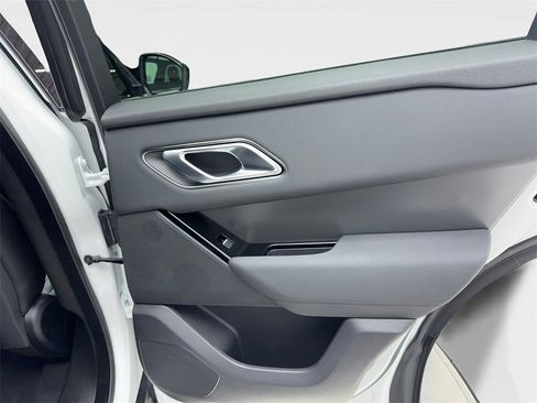 Used 2025 Land Rover Range Rover Velar Dynamic SE image 42