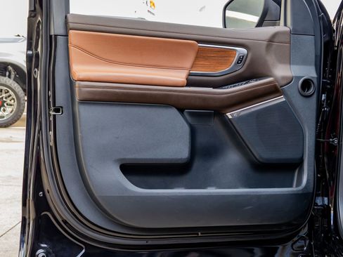 Used 2025 Ford Expedition Max King Ranch image 37