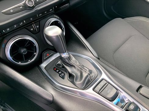 Used 2018 Chevrolet Camaro LT RWD image 16