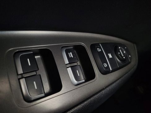 Used 2020 Kia Optima LX image 27