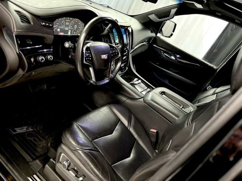 Used 2015 Cadillac Escalade ESV Platinum image 15