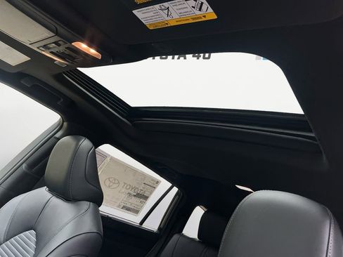 New 2026 Toyota Highlander XSE AWD/4WD image 19