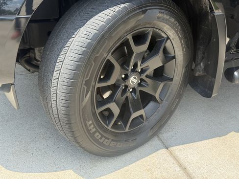 Used 2020 Nissan Frontier SV w/ Midnight Edition Floor Mats AWD/4WD image 19