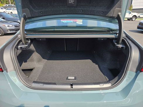 Used 2026 BMW i5 eDrive40 image 16