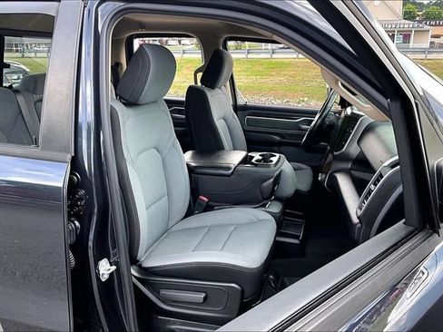 Used 2020 RAM 1500 Big Horn AWD/4WD image 27