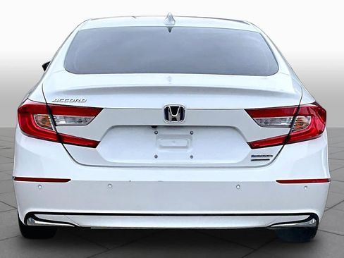 Used 2022 Honda Accord Touring image 5