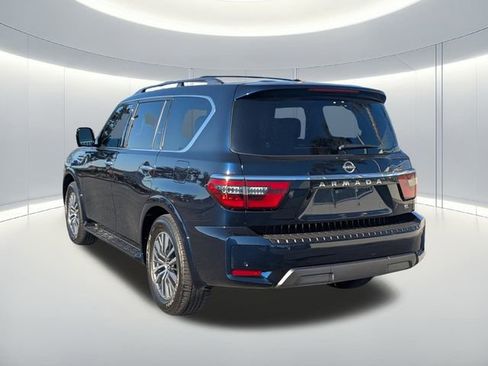 Used 2023 Nissan Armada SL w/ Captain's Chairs Package image 7
