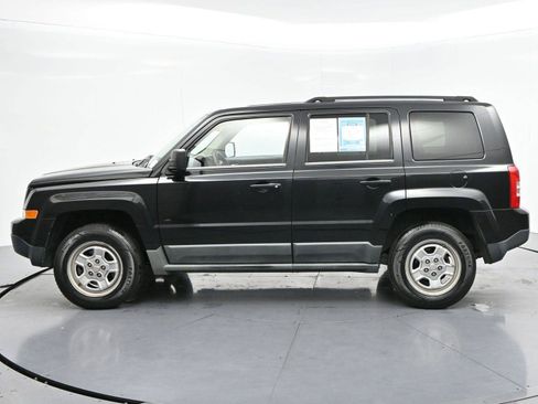 Used 2011 Jeep Patriot Sport w/ PWR Value Group AWD/4WD image 4