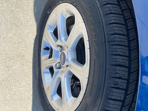 Used 2019 Ford EcoSport SE image 11