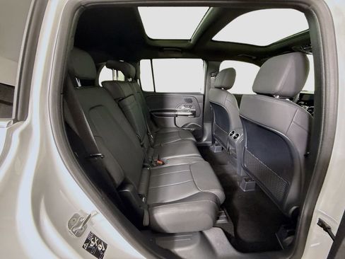 New 2026 Mercedes-Benz GLB 250 image 23