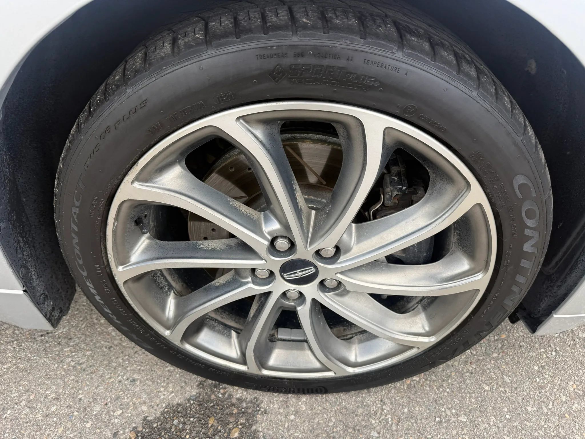 Used 2017 Lincoln MKZ Reserve w/ Luxury Package AWD/4WD image 12