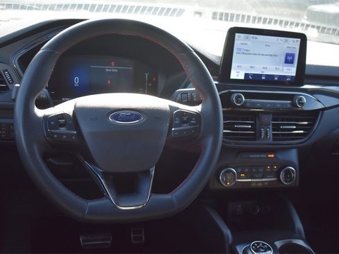 Used 2024 Ford Escape ST-Line image 22