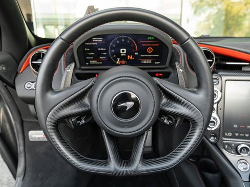 Used 2020 McLaren 720S Performance RWD image 20
