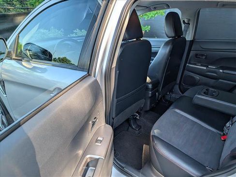 Used 2024 Mitsubishi Outlander Sport AWD image 23