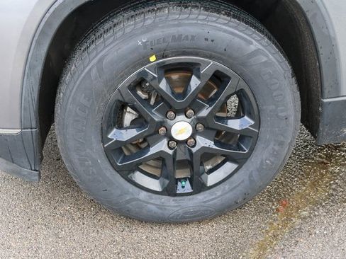 Used 2018 Chevrolet Traverse LT w/ LPO, Cargo Package image 7