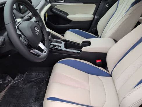 Used 2026 Acura Integra A-Spec FWD image 17