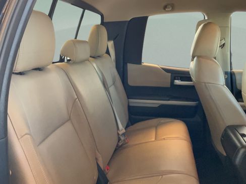 Used 2017 Toyota Tundra Limited w/ Limited Premium Package AWD/4WD image 26