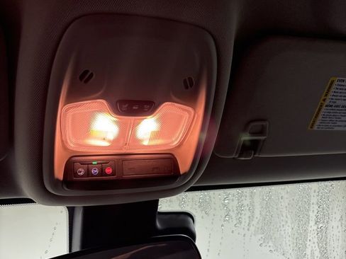 Used 2023 Buick Encore GX Select w/ Safety Package II image 14