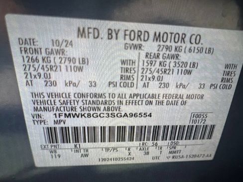 Used 2025 Ford Explorer ST AWD/4WD image 8
