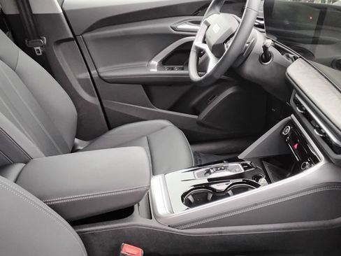 Certified 2025 Audi Q5 Premium w/ Convenience Package image 24