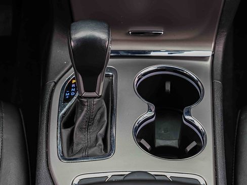 Used 2022 Jeep Grand Cherokee Limited image 13