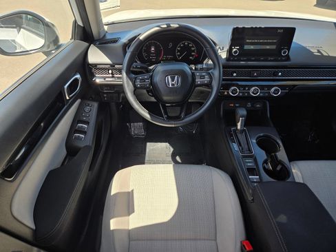 Used 2024 Honda Civic EX image 17